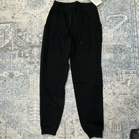 scuba hr relaxed jogger *SIZE 12
